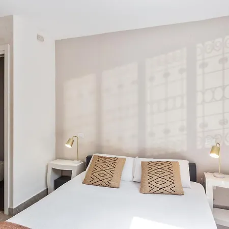 Maison D' Orange - Bed & Breakfast *