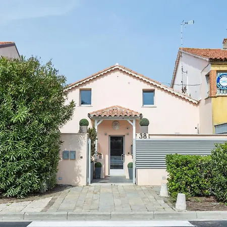 Maison D' Orange - Bed & Breakfast *