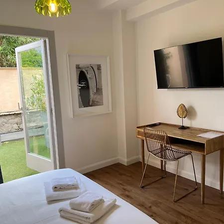 Maison D' Orange - *