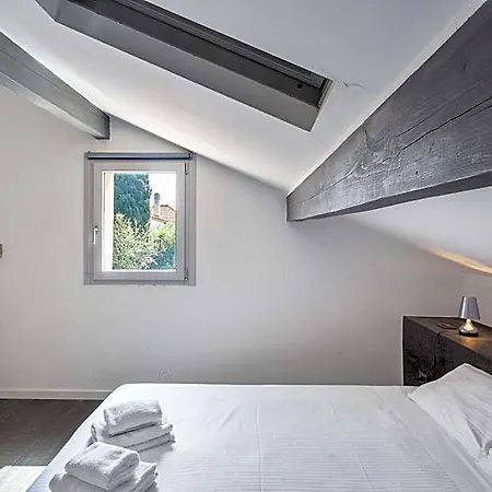 Maison D' Orange -