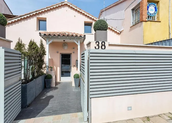 Maison D' Orange -
